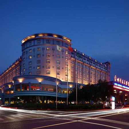 New Century Hotel Taizhou Тайжу Екстериор снимка