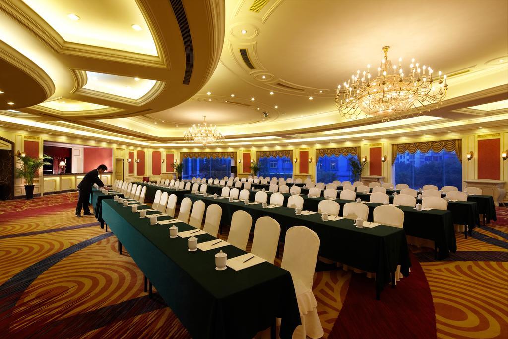 New Century Hotel Taizhou Тайжу Екстериор снимка