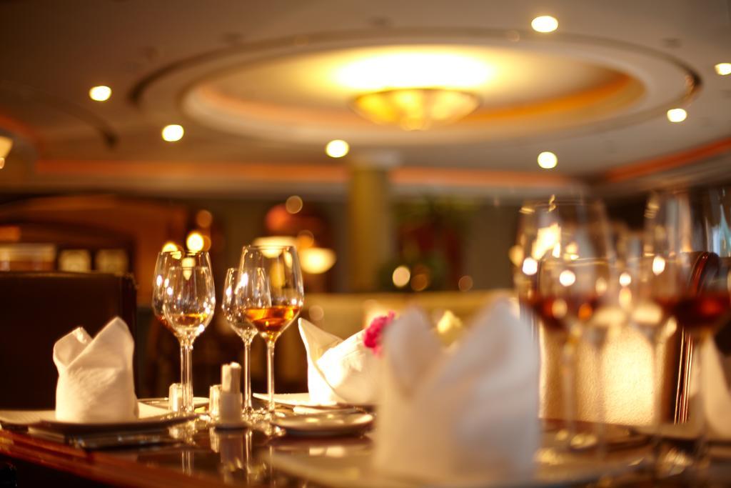 New Century Hotel Taizhou Тайжу Екстериор снимка
