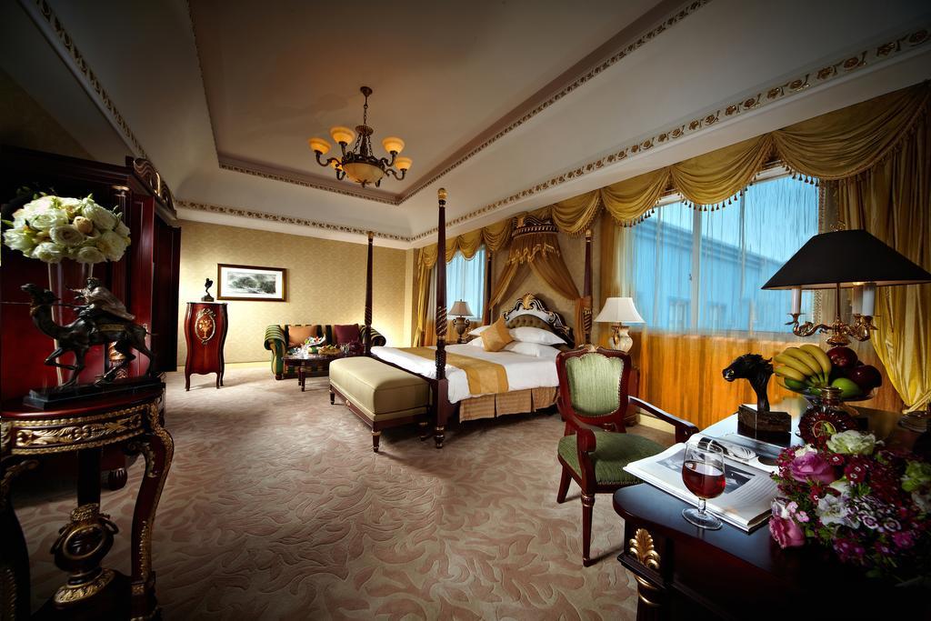 New Century Hotel Taizhou Тайжу Екстериор снимка